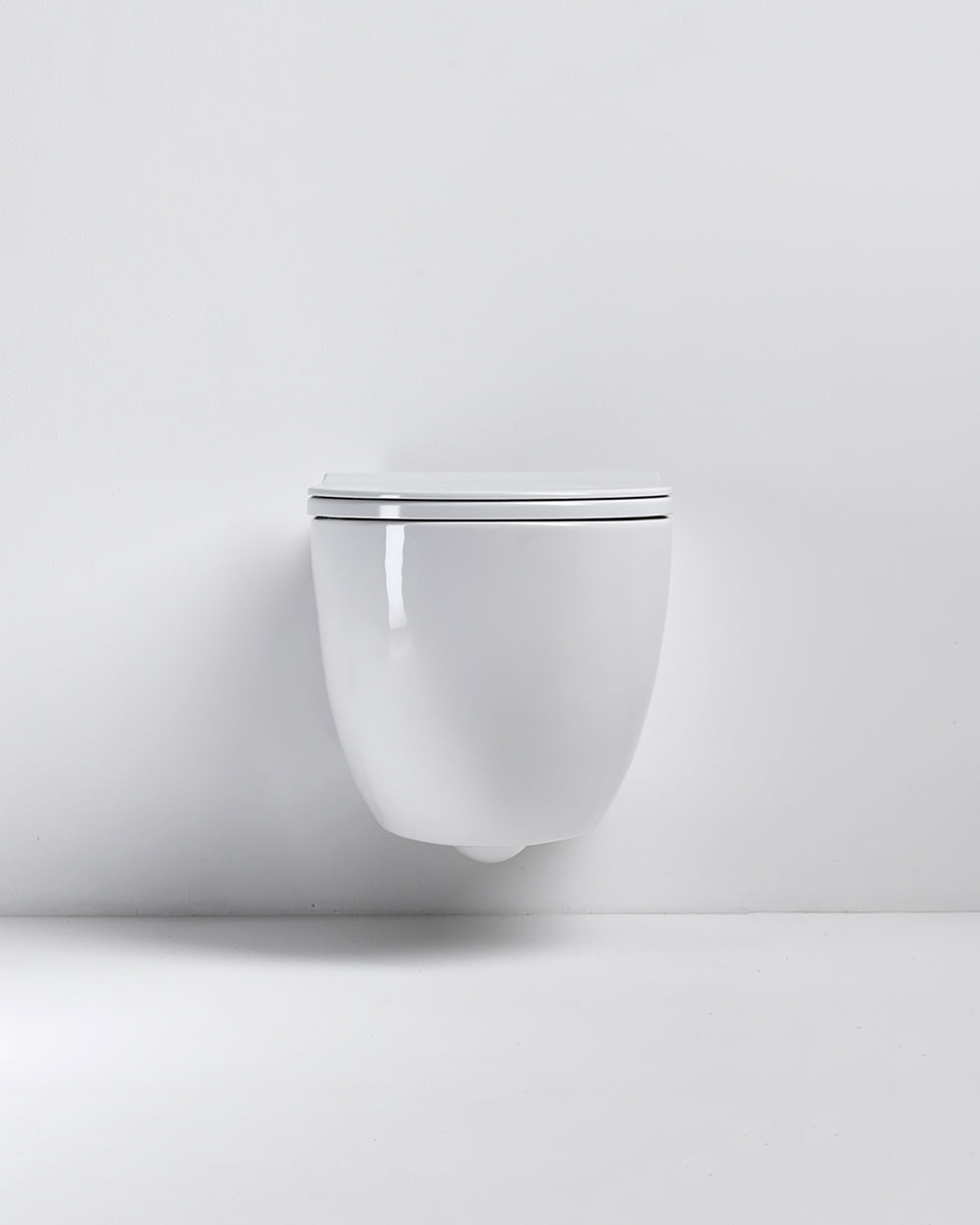 Compact rimless WC-pack